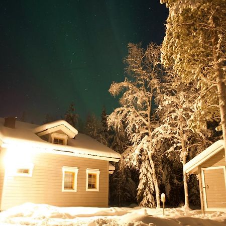 Raekkipirtti Villa ลูออสโต ภายนอก รูปภาพ