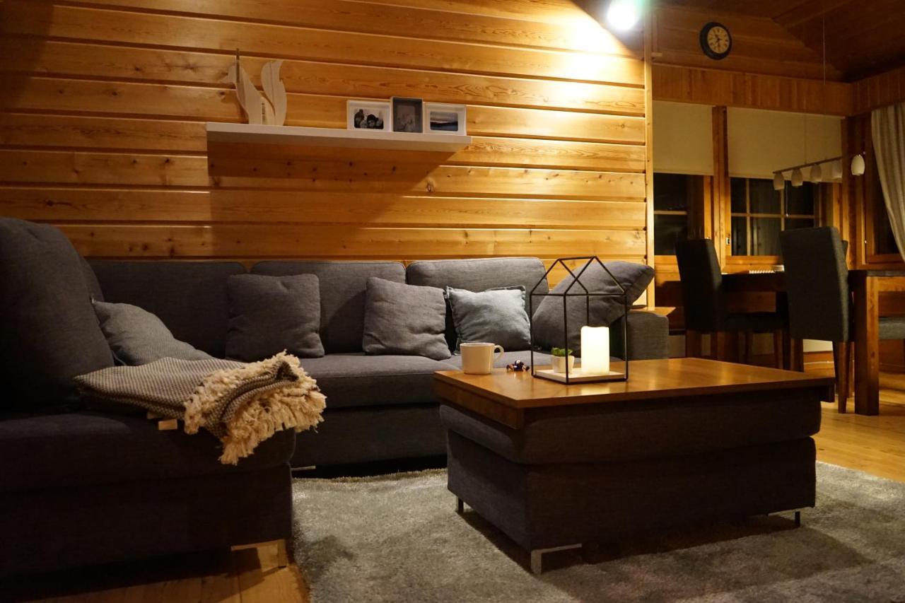 Raekkipirtti Villa ลูออสโต ภายนอก รูปภาพ