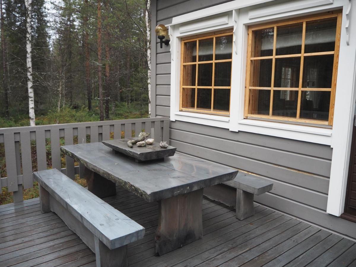Raekkipirtti Villa ลูออสโต ภายนอก รูปภาพ