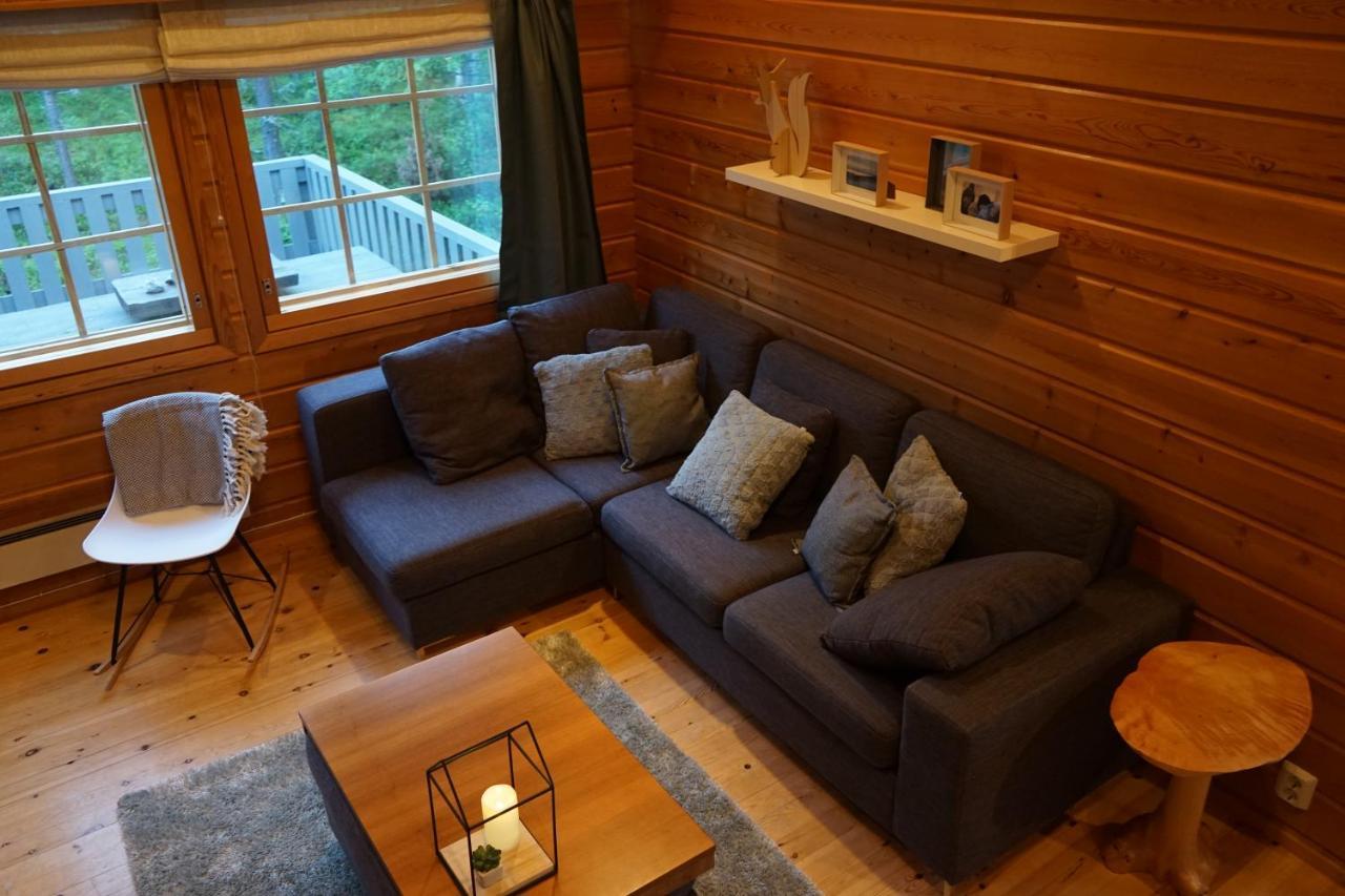 Raekkipirtti Villa ลูออสโต ภายนอก รูปภาพ